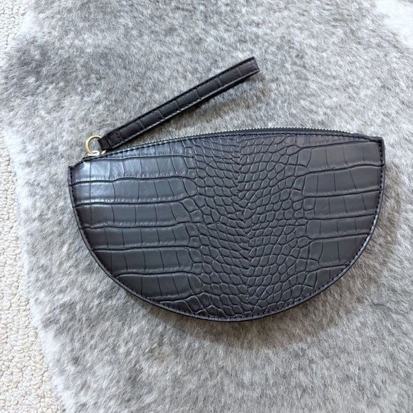 A New Day Faux Alligator Wristlet Clutch - Picture 2 of 13